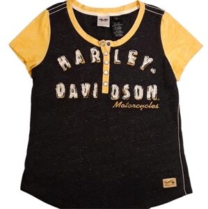 Harley-Davidson Logo Shortsleeve Shirt. Women's Size: Medium.